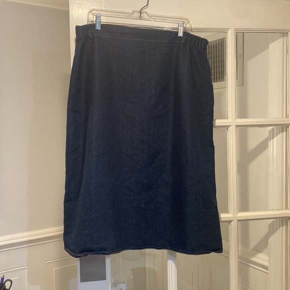Jennifer Lauren size 2X jeans skirt good condition - Picture 3 of 4